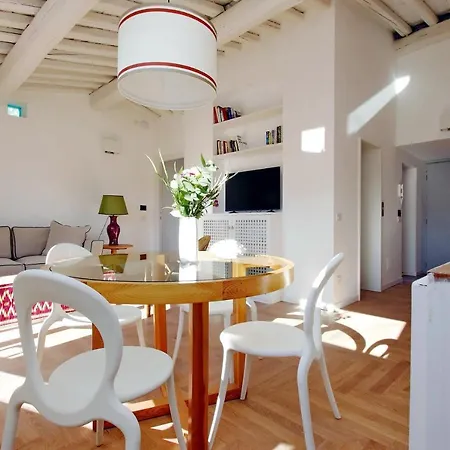 Apartment Residenza Torre Vecchiarelli - 5 Penthouse Rom